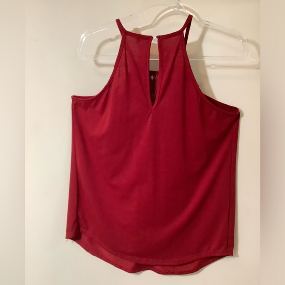 Beautiful burgundy Summer top with gorgeous crochet front panel by neck XXL - Picture 2 of 2